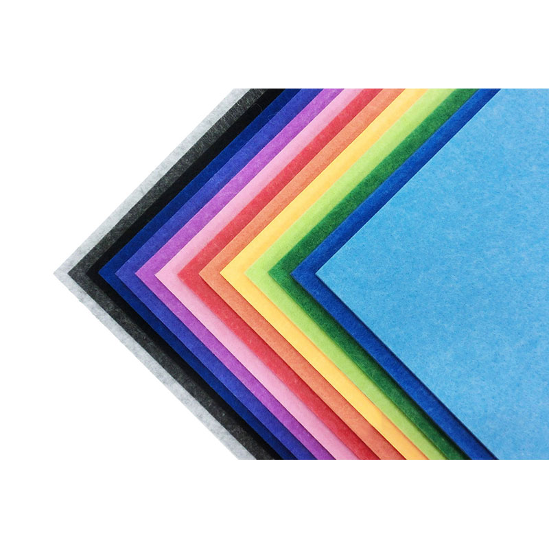 Finden Sie Ruhe und ästhetischen Reiz mit Akustikplatten aus Filz